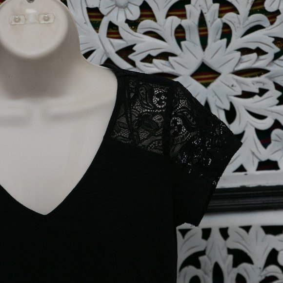 Black Maternity Blouse - Picture 6 of 9